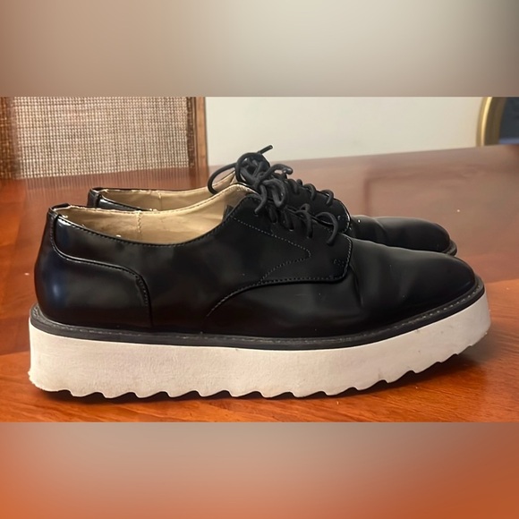 Zara Women’s Platform Oxford Loafers Size 39 Black Lace Up - Picture 1 of 8